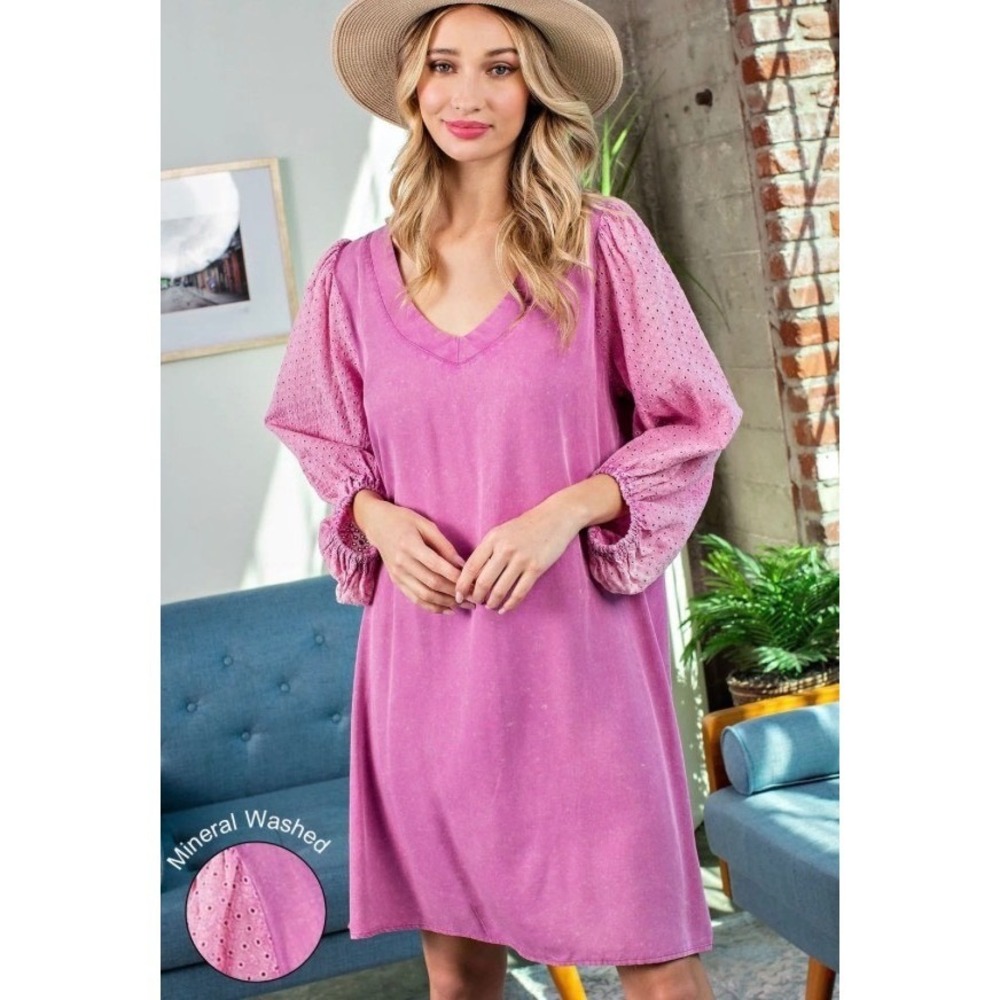 ee:some Women Mineral Wash V-Neck Dress Eyelet Puff Sleeve Magenta Pink Medium